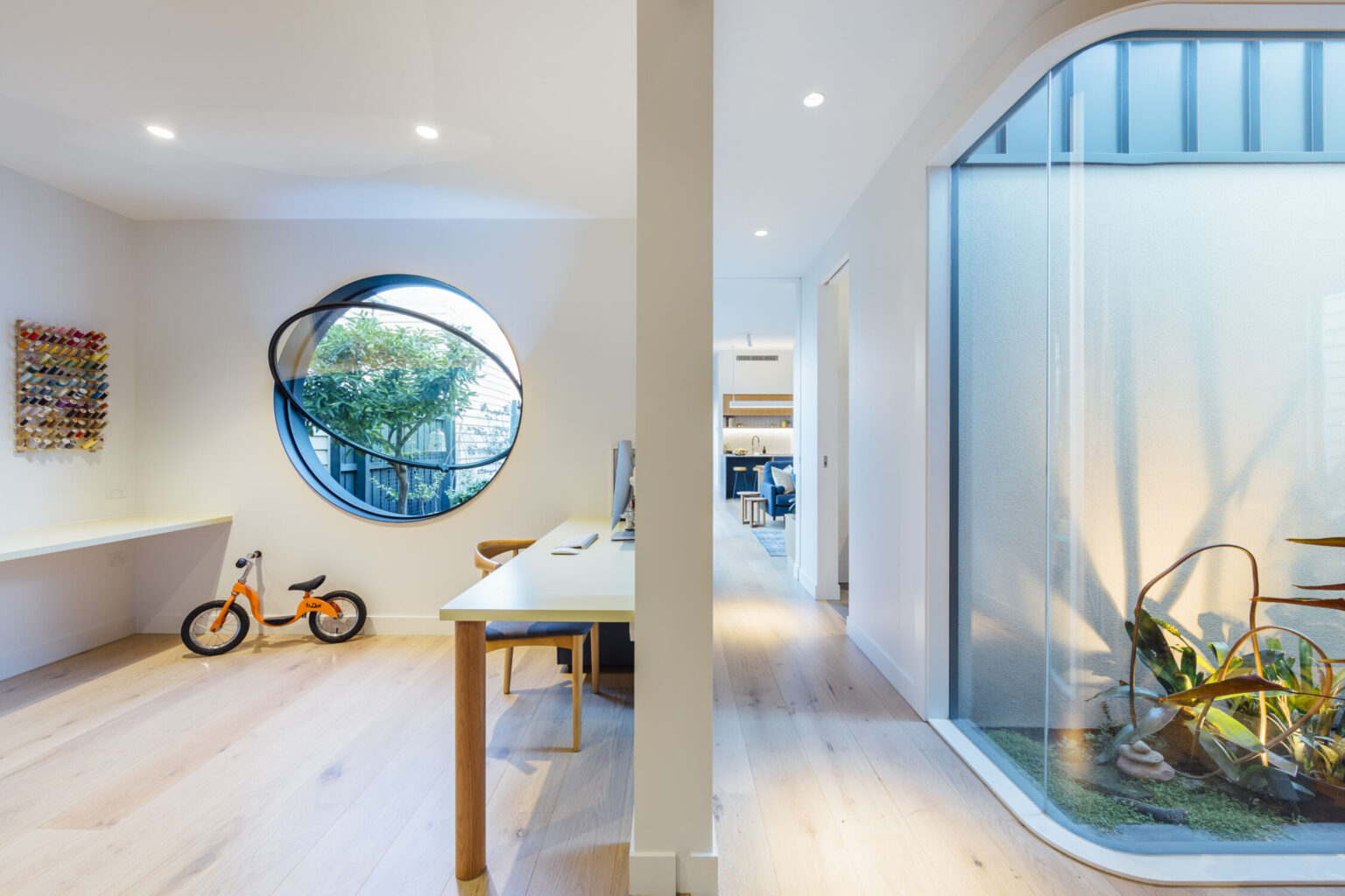 Port Window with interior terranium