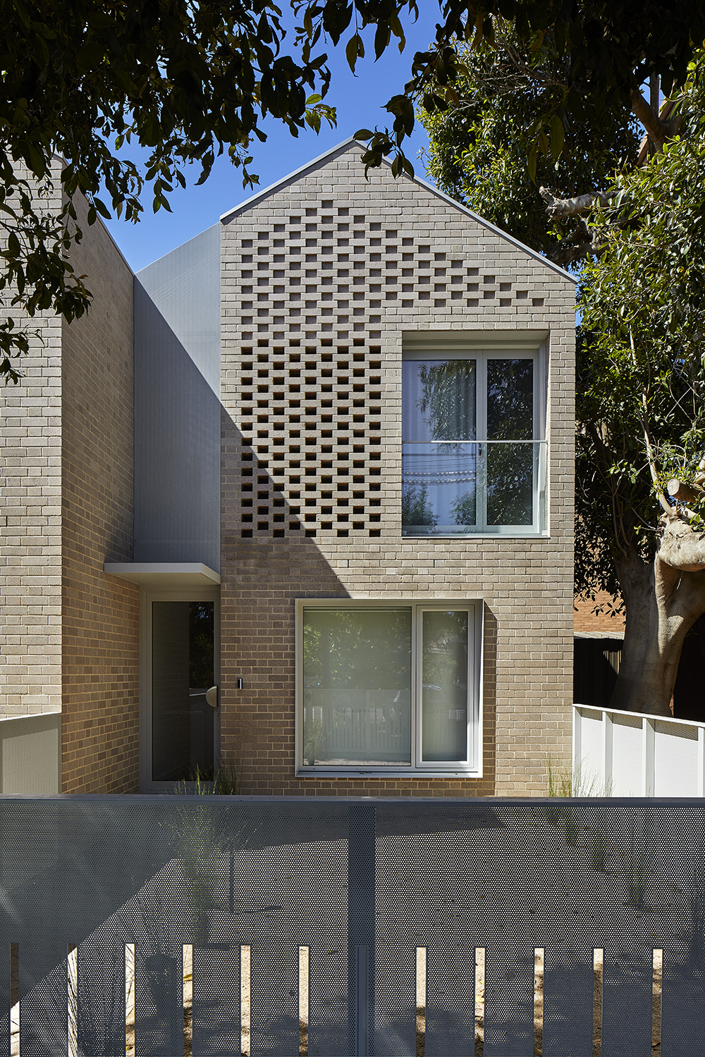 Architectural hit and miss brick work pattern