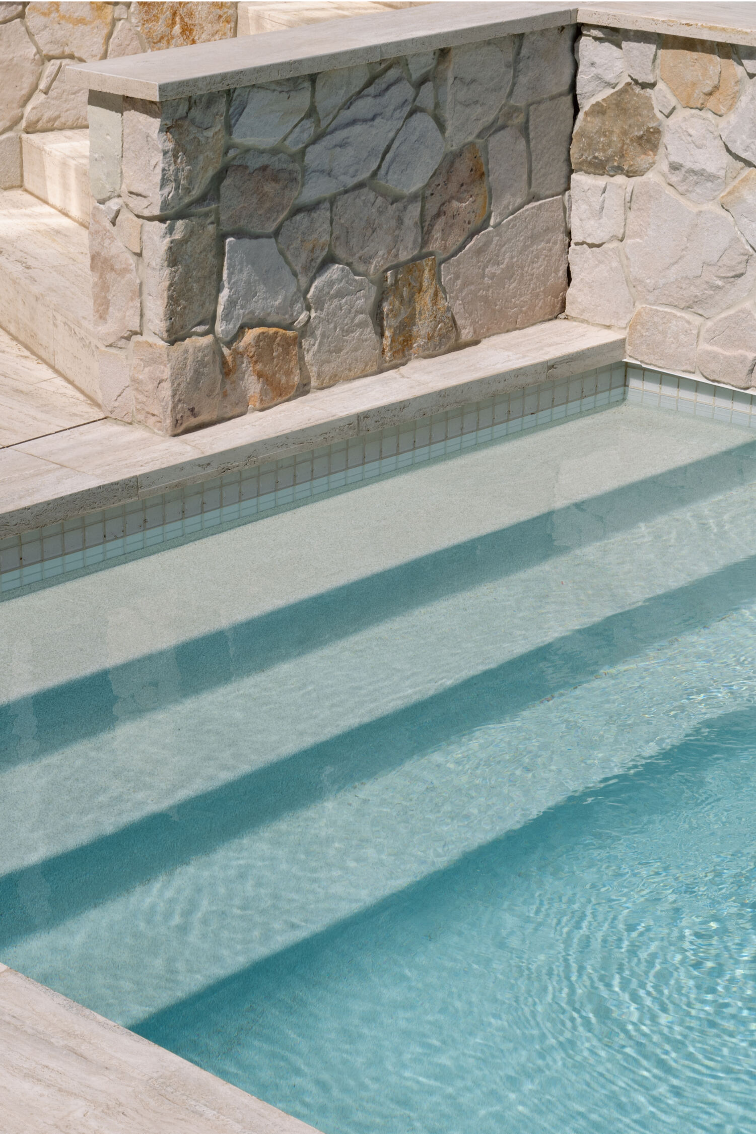 Contemporary Pool Detail by APC Build